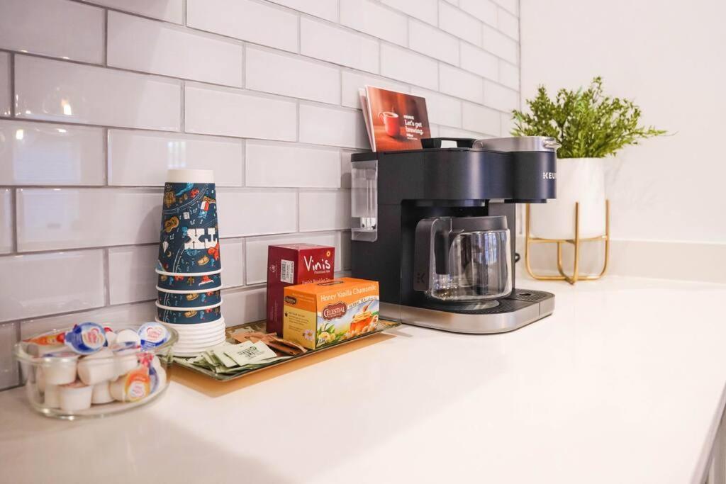 Lamar Villa-3 Bed 2.5 Bath With Outdoor Kitchen サンアントニオ エクステリア 写真
